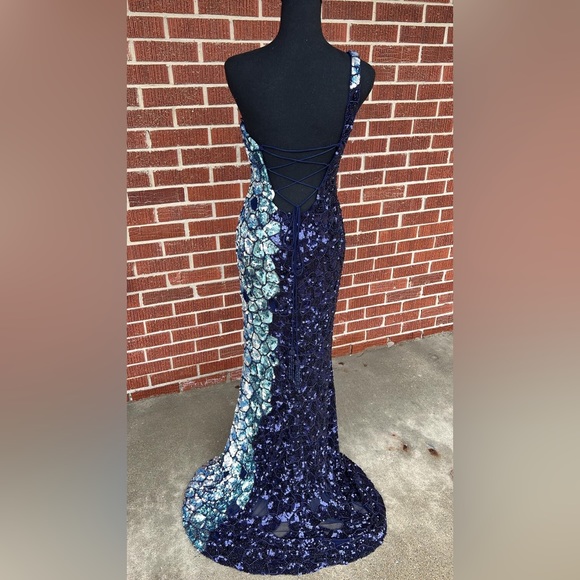 Sherri Hill size 4 - navy and turquoise - Picture 3 of 3